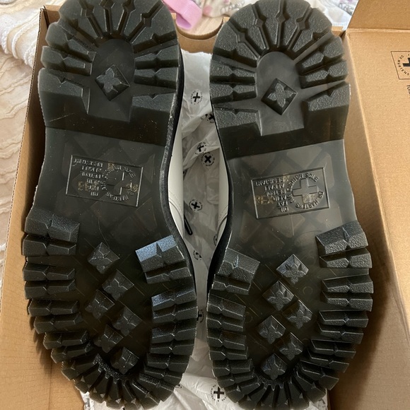 SOLD! Dr. Marten platform Oxfords - Picture 3 of 3